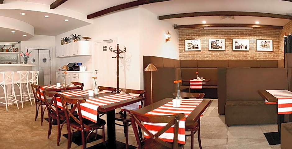 Apartamenty Mesa Grill Restaurant Cafe