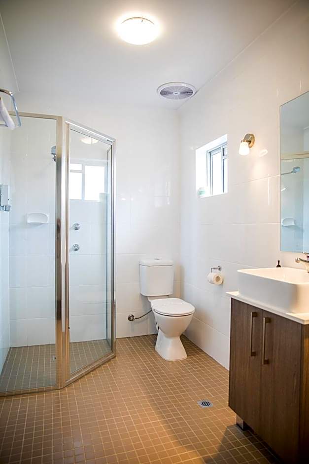 Lilac City Motor Inn