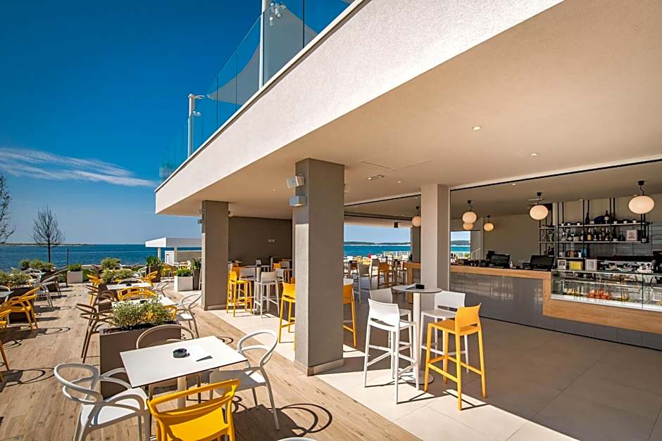 Arena Grand Kazela Camping Homes