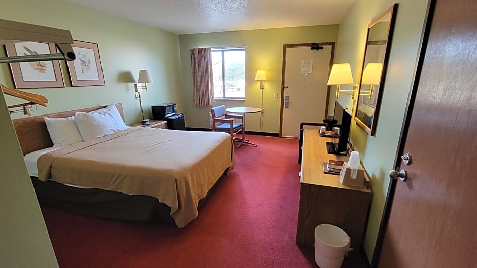 Wagner Lakeside Motel