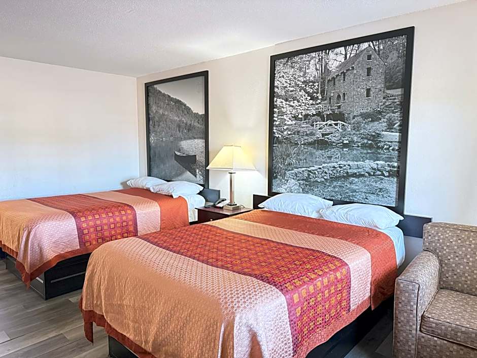 Super 8 by Wyndham Monticello AR