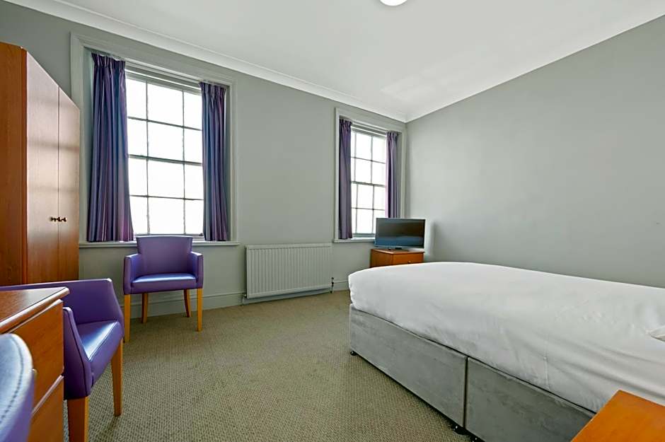 Photo 1 of 4 of Standard, Sea View