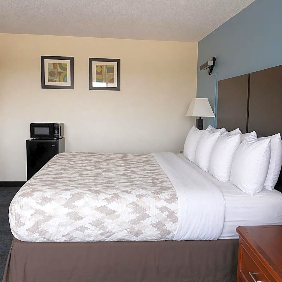 Americas Best Value Inn & Suites Phenix City