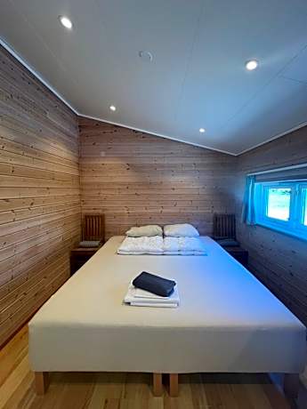Cottage with Kitchenette and Private Bathroom