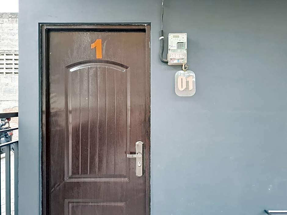 Homestay Sido Joyo near Sunrise Mall Mitra RedDoorz
