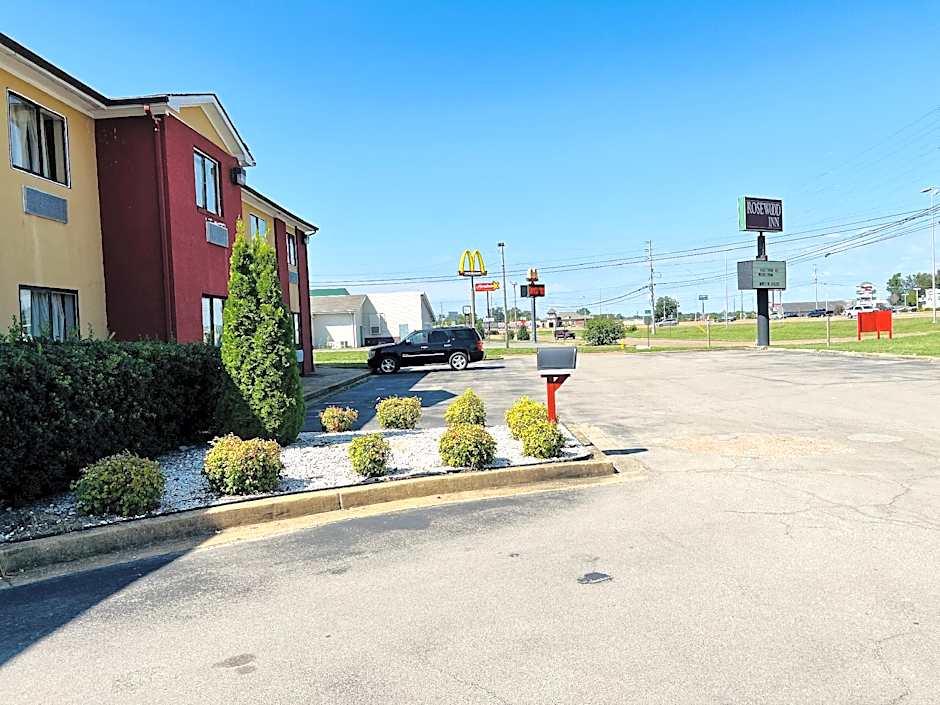 Rosewood Inn By OYO Union City I-69