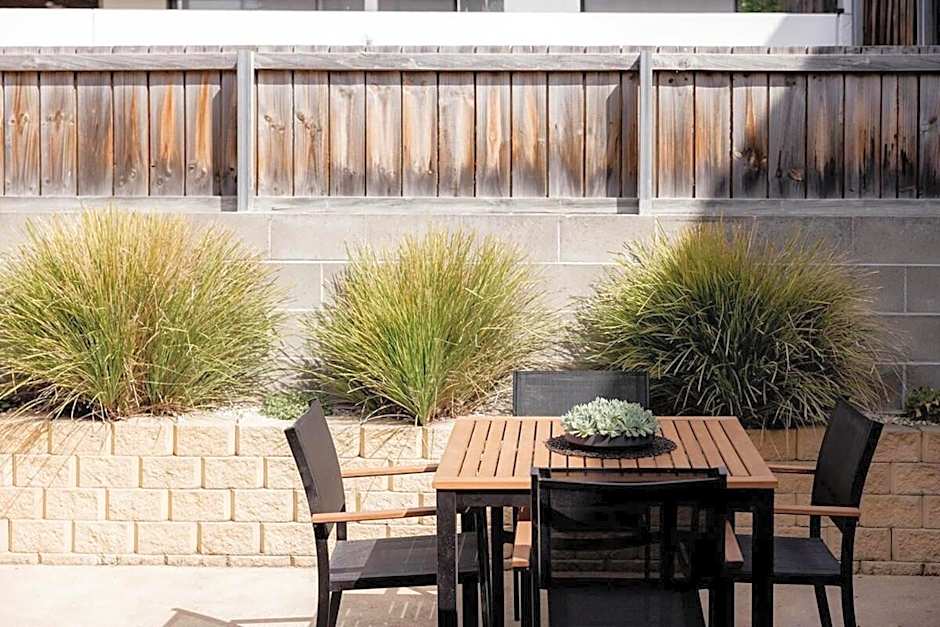 Central home in trendy South Hobart