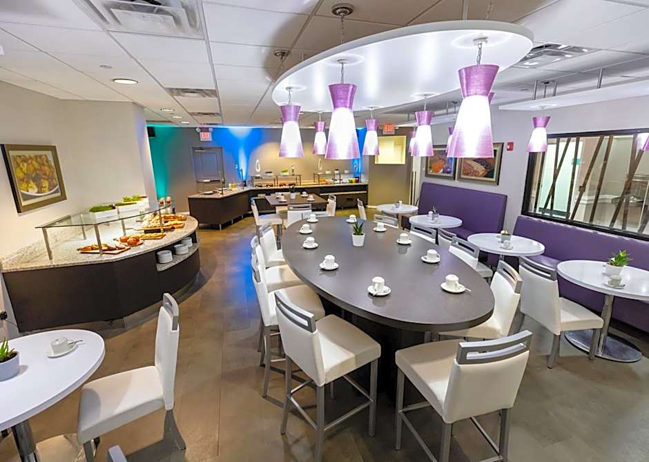 Kellogg Conference Hotel