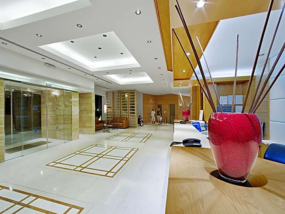 Athineon Hotel