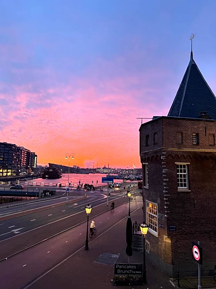 PH93 Amsterdam Central