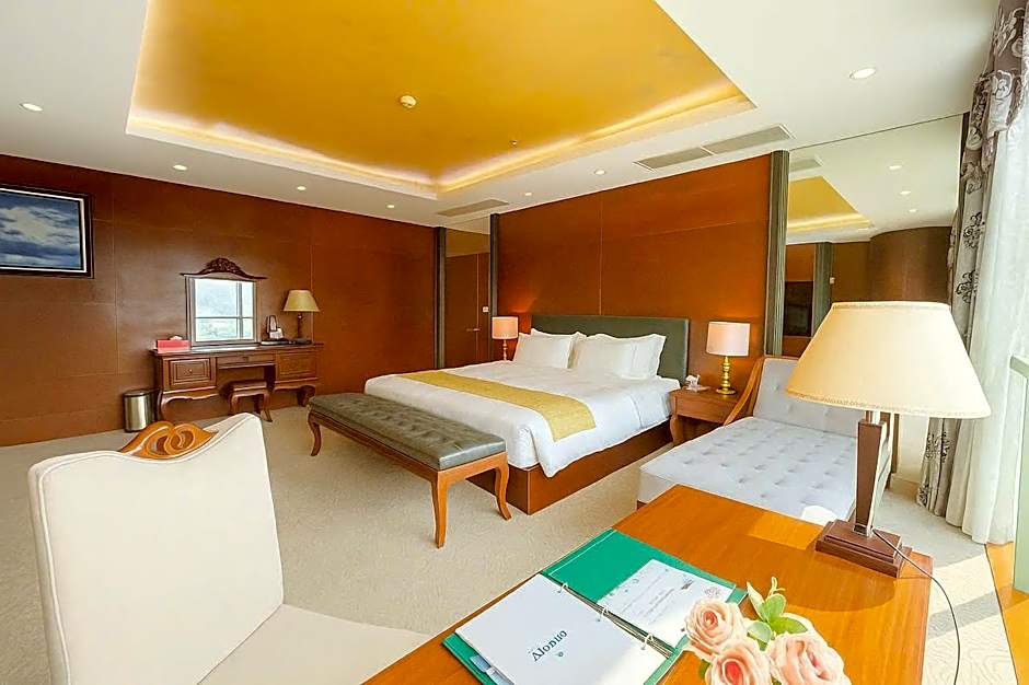 Sapaly Lao Cai City Hotel