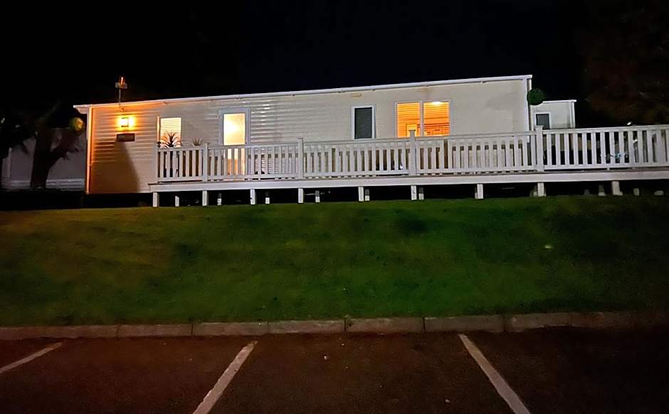 Hoburne Devon Bay Holiday Home Fresh Bright Rental - Home from home