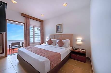 Valley View Privilege Suite with Balcony