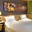 IU Hotel Anyang West Railway Station Yinxu Scenic Spot