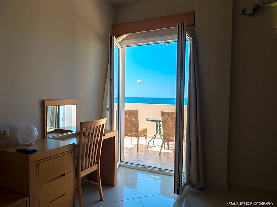 Alexandra SeaSide Villas