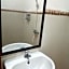 Bagoesfull Homestay