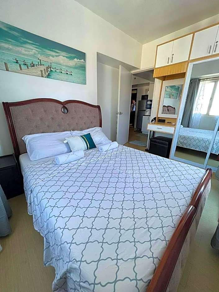 1 BR Centrio Tower 926