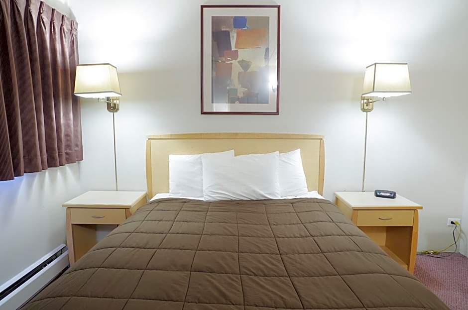 Canadas Best Value Inn and Suites Fernie