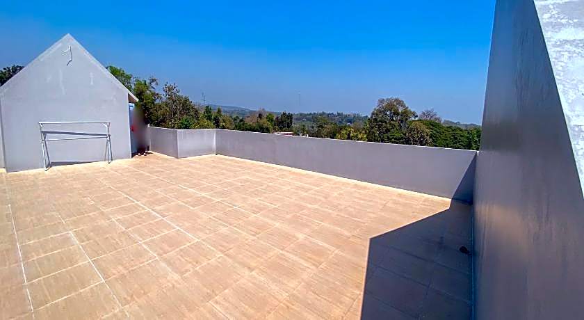 RedDoorz @ Araya House Ngawi