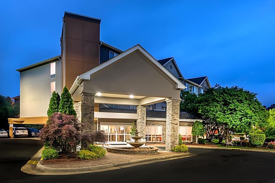 Holiday Inn Express Chapel Hill By IHG