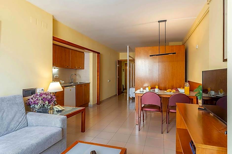 Aparthotel Bertran