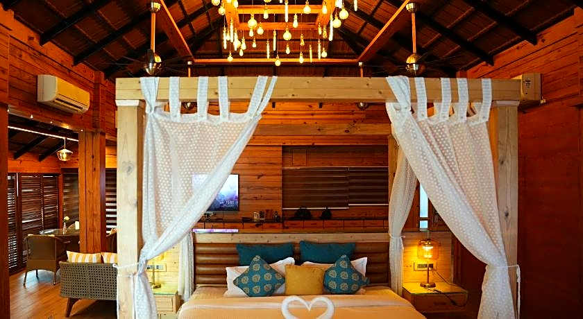 Maliekal Heritance Cherai.