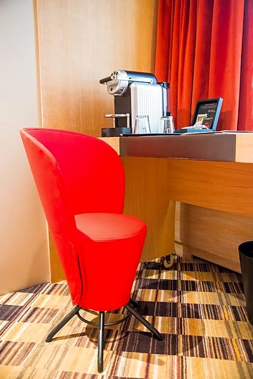 Golden Tulip Opera De Noailles