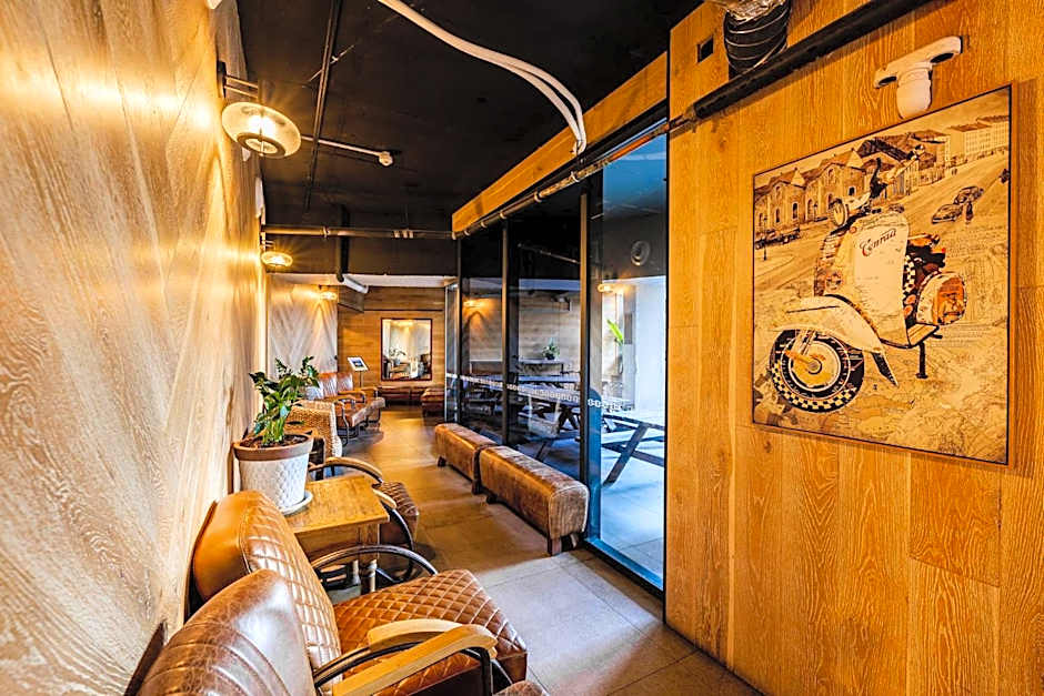 Bunk Surfers Paradise 18-35 Backpacker Hostel