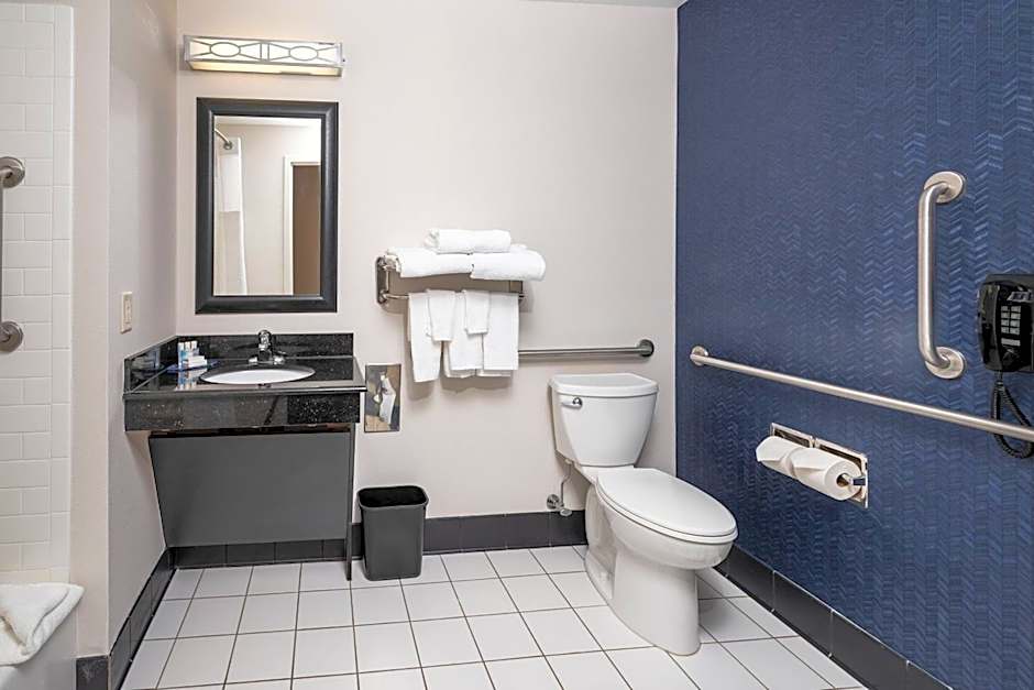 Fairfield Inn & Suites by Marriott New Bedford