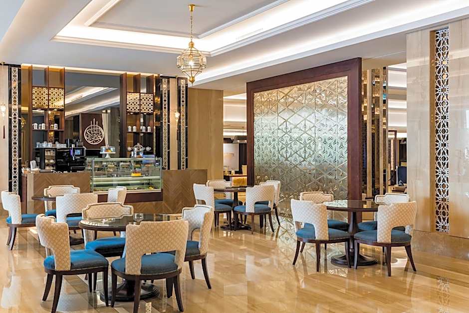 The Diplomat Radisson Blu Residence