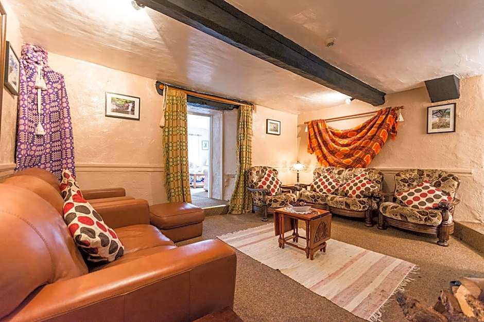 Gwesty Minffordd Hotel