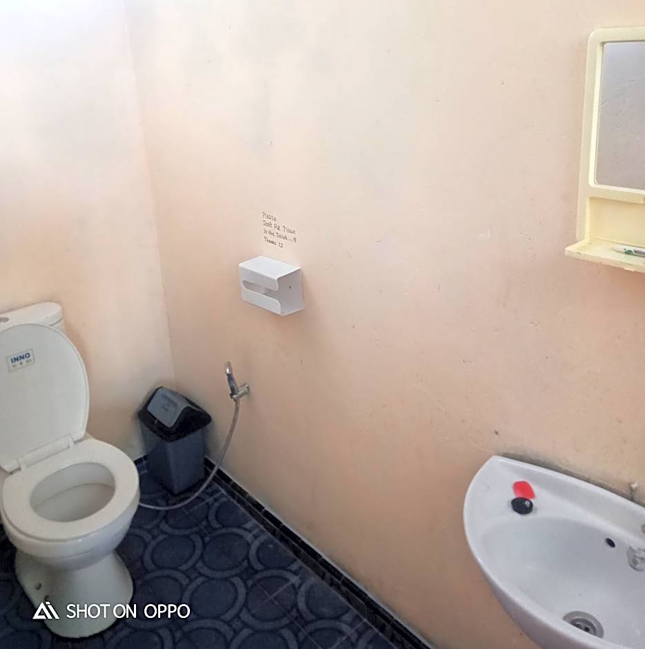 Salty Dog Hostel