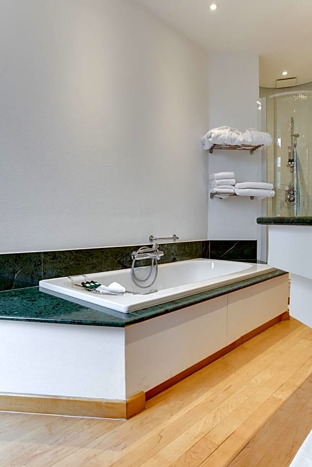 Small Luxury Hotel De Witte Lelie
