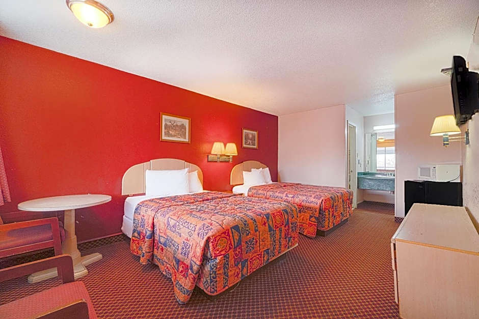 Regency Inn By OYO Three Rivers