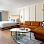 The Anza - A Calabasas Hotel