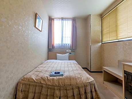 Single Room -  Smoking