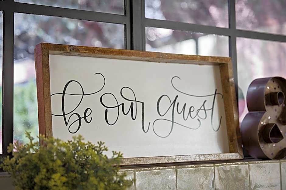 Bespoke Inn Scottsdale