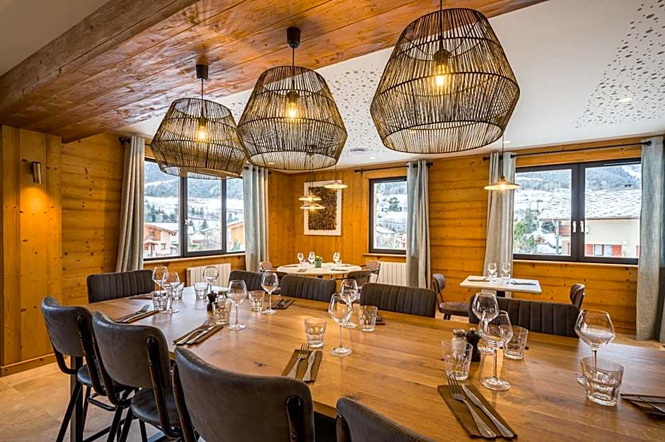 L'Outa Hotel Restaurant