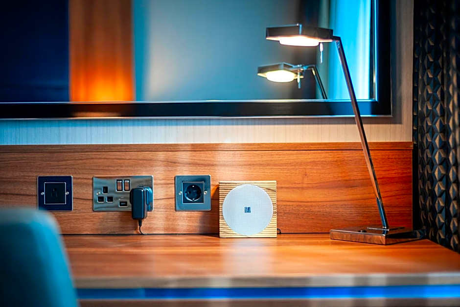 Crowne Plaza London Heathrow T4 By IHG