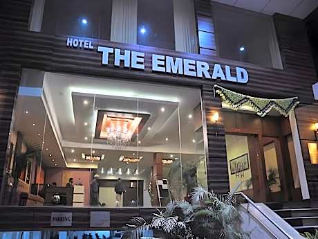 Hotel The Emerald
