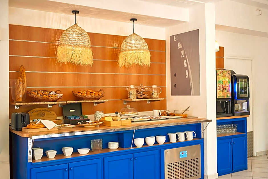 Hôtel Les Rives Bleues