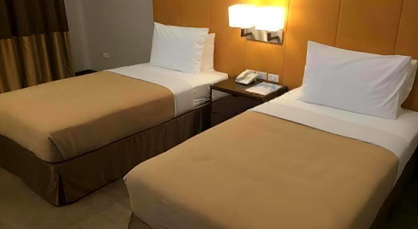 District 21 Hotel