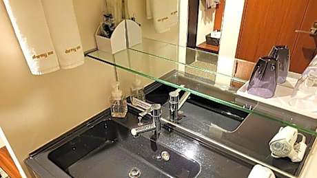 Double Room - Smoking (1 Adult)