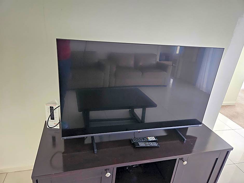 Gladstone City Central Apartment Hotel Official