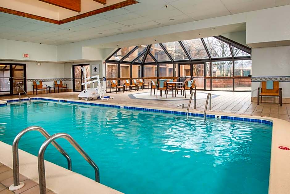 Courtyard by Marriott Fairfax Fair Oaks