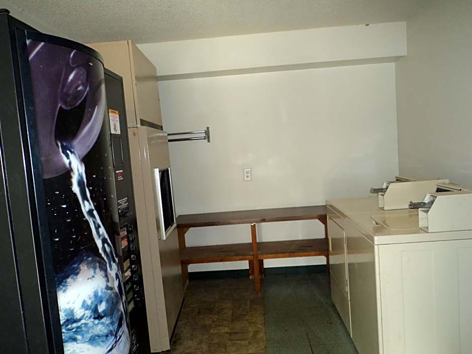 Knights Inn Ottawa