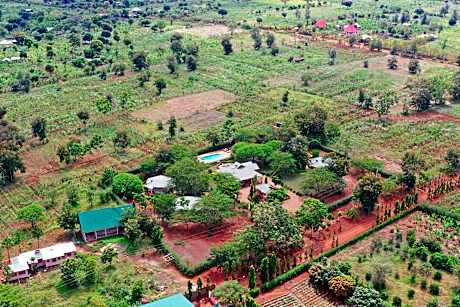 Maktau Mountain Lodge