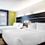 Holiday Inn Express & Suites Albany Airport - Wolf Road By IHG