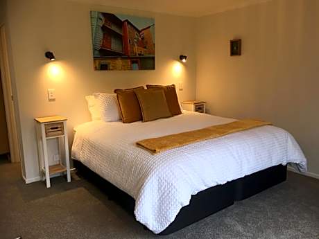 The Garden Room at Te Anau Country Accommodation