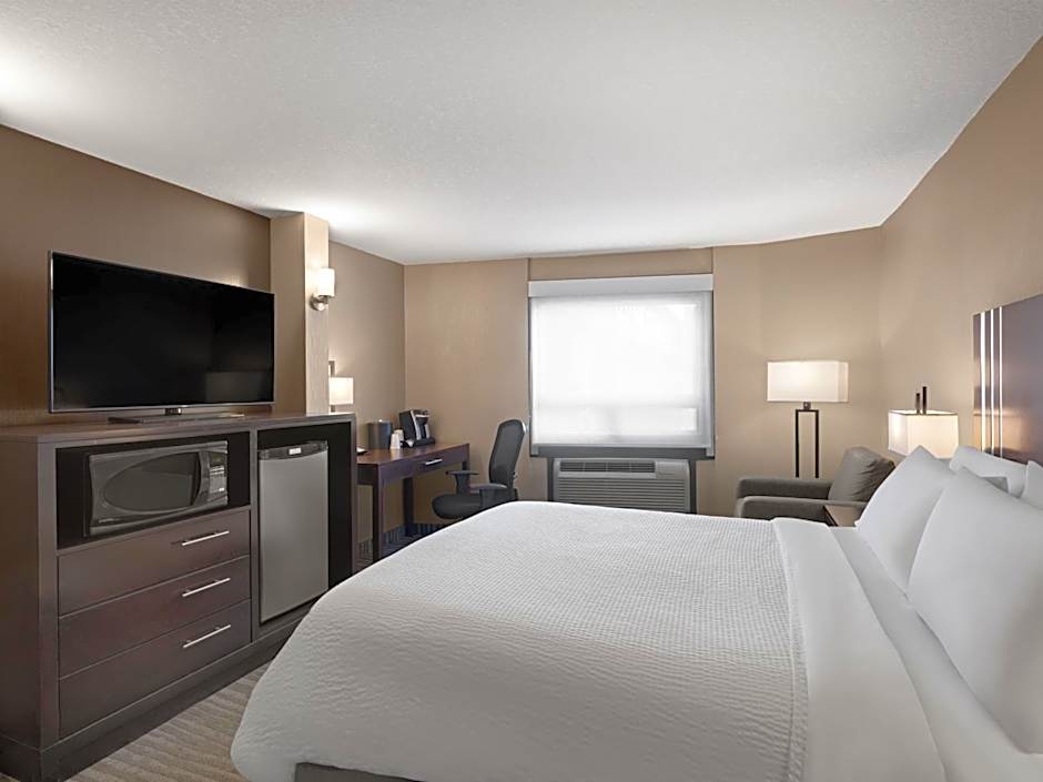 Holiday Inn Calgary Airport By IHG